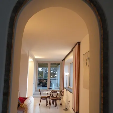 Affittacamere Relais B& Le Rondinelle *