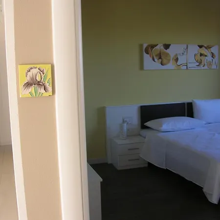 Relais B& Le Rondinelle 4* 罗西尼亚诺－索尔瓦伊