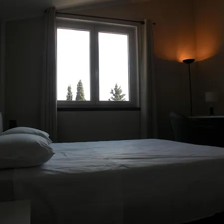 Relais B& Le Rondinelle Guest house *